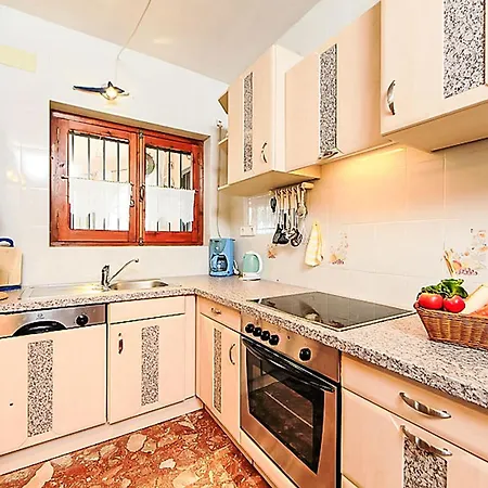 Global Jara - By Global Holidays 17536 Holiday home *